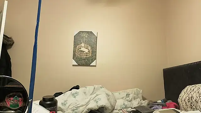 hailzeffn online show from March 19, 2026, 2:11 am