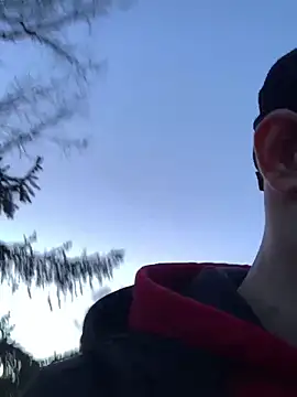 hailzeffn online show from March 12, 2026, 11:42 pm