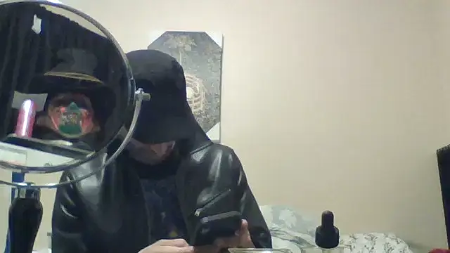 hailzeffn online show from April 11, 2026, 8:23 pm