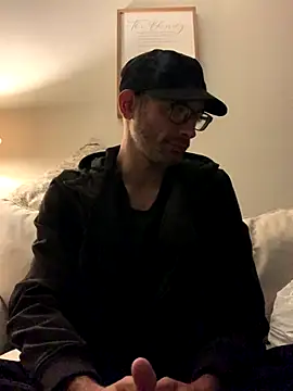 hailzeffn online show from September 10, 2025, 8:35 am