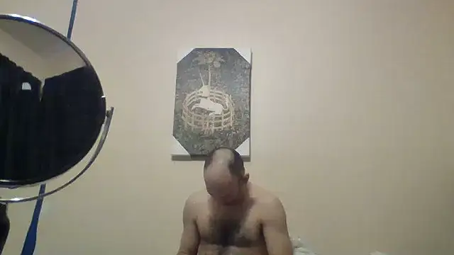 Snapshot of hailzeffn chatting on May 25, 2026, 7:56 pm hailzeffn online show from May 25, 2026, 7:56 pm