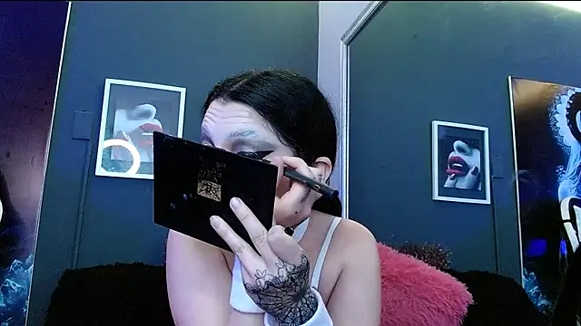 Snapshot of sophy_rock chatting on March 19, 2025, 2:13 pm sophy rock online show from March 19, 2025, 2:13 pm