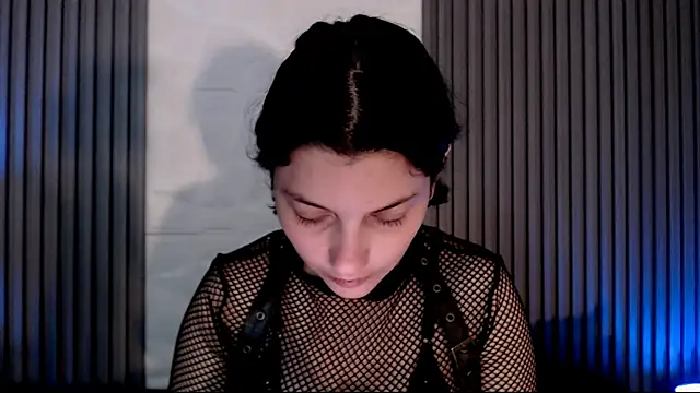 Snapshot of sophy_rock chatting on September 16, 2025, 2:51 pm sophy rock online show from September 16, 2025, 2:51 pm