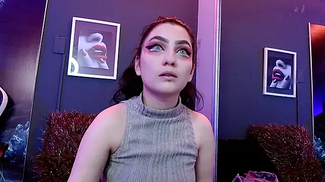 Snapshot of sophy_rock chatting on March 4, 2025, 1:49 pm sophy rock online show from March 4, 2025, 1:49 pm