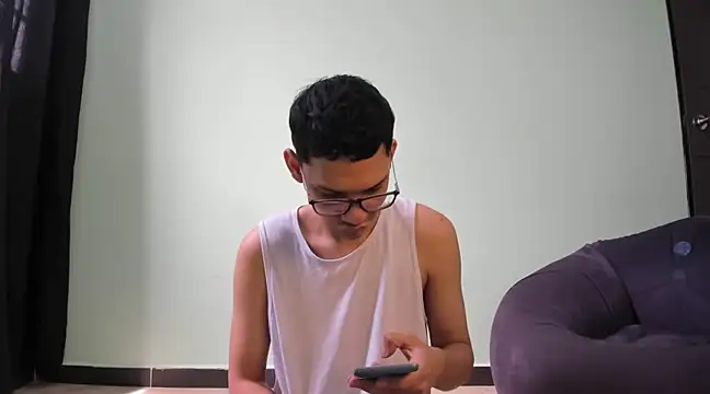 Snapshot of Diego-Monsalve chatting on January 26, 2025, 5:55 pm Diego-Monsalve online show from January 26, 2025, 5:55 pm