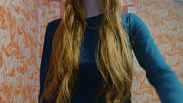 Snapshot of strawberrysmoothie chatting on February 21, 2026, 7:16 pm strawberrysmoothie online show from February 21, 2026, 7:16 pm