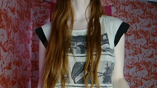 Snapshot of strawberrysmoothie chatting on May 17, 2026, 5:46 pm strawberrysmoothie online show from May 17, 2026, 5:46 pm