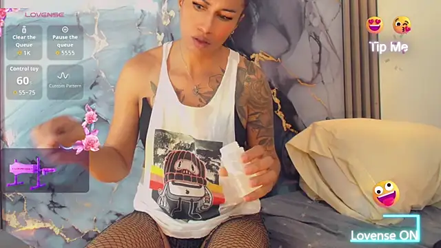 khiara moretti online show from April 8, 2026, 11:44 am