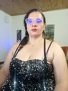 Snapshot of Aleja_Gonzales chatting on January 11, 2026, 12:06 am Aleja Gonzales online show from January 11, 2026, 12:06 am