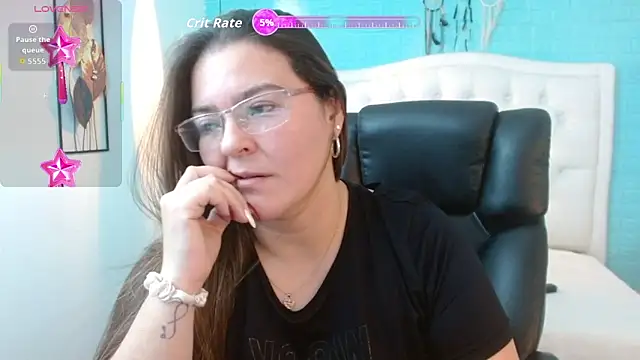 MsJossie online show from September 13, 2025, 4:23 am