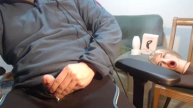 Snapshot of master4subslut chatting on March 7, 2025, 12:37 am master4subslut online show from March 7, 2025, 12:37 am