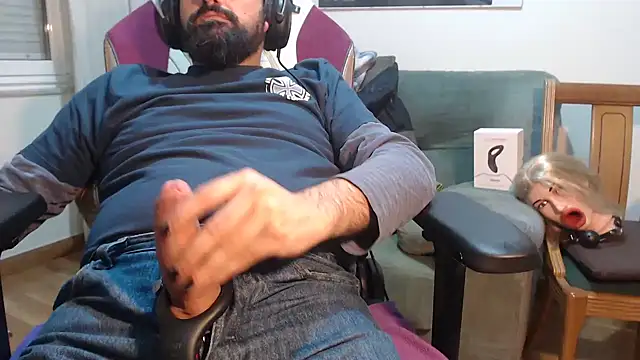 Snapshot of master4subslut chatting on February 2, 2025, 1:23 am master4subslut online show from February 2, 2025, 1:23 am