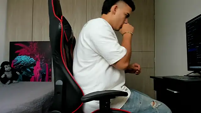 jacob firexx online show from September 27, 2025, 4:02 pm