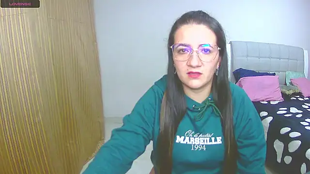 Snapshot of Dayanna_Smitt chatting on February 18, 2025, 11:52 pm Dayanna Smitt online show from February 18, 2025, 11:52 pm