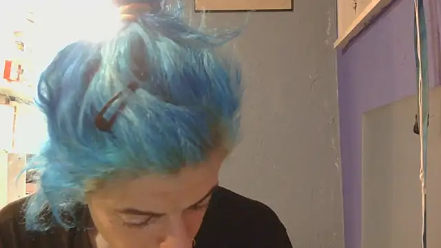 watermellonpussy online show from October 6, 2025, 12:01 am