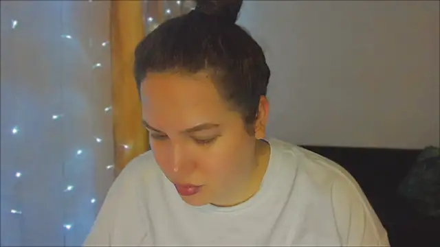 Snapshot of _madalexa_ chatting on September 24, 2025, 10:48 pm madalexa online show from September 24, 2025, 10:48 pm