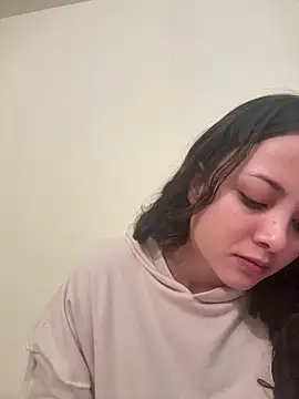 Megan Rodrigo online show from April 10, 2026, 12:34 pm