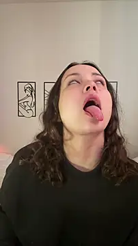 Snapshot of Megan_Rodrigo chatting on November 30, 2025, 2:40 pm Megan Rodrigo online show from November 30, 2025, 2:40 pm