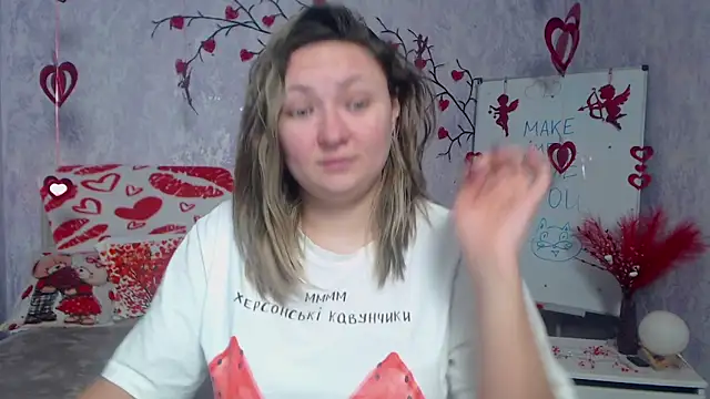 Snapshot of SallyVerda chatting on February 13, 2026, 6:30 pm SallyVerda online show from February 13, 2026, 6:30 pm