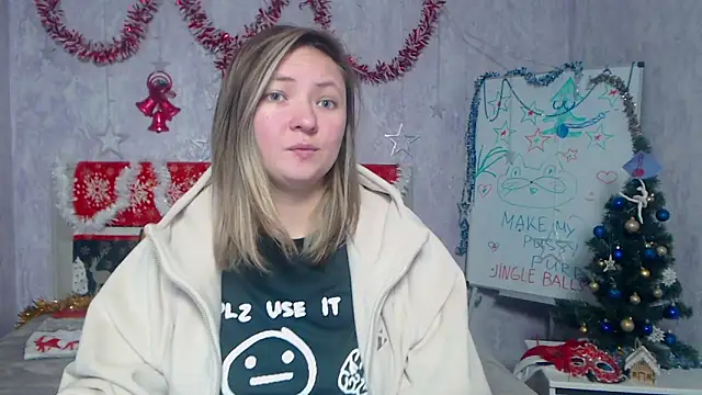 Snapshot of SallyVerda chatting on December 15, 2025, 6:58 pm SallyVerda online show from December 15, 2025, 6:58 pm