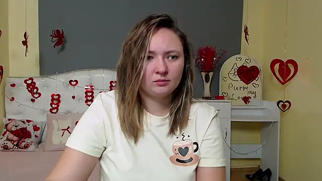 Snapshot of SallyVerda chatting on February 14, 2026, 6:19 pm SallyVerda online show from February 14, 2026, 6:19 pm