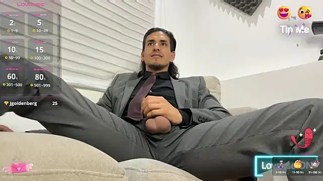 Snapshot of Tom_blunt96 chatting on February 20, 2025, 10:59 pm Tom blunt96 online show from February 20, 2025, 10:59 pm
