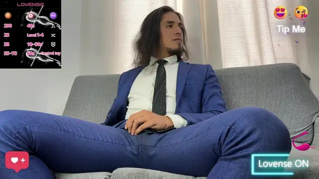 Tom blunt96 online show from November 6, 2025, 7:40 pm