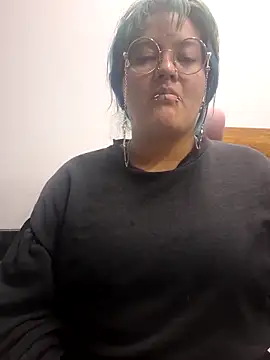 lucky-leah online show from March 19, 2026, 3:28 am