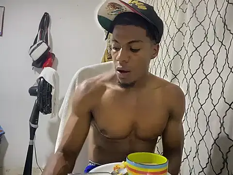 Snapshot of andrews2399 chatting on September 11, 2025, 1:16 am andrews2399 online show from September 11, 2025, 1:16 am