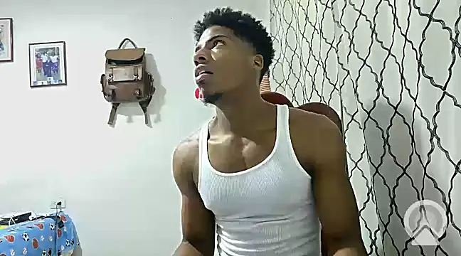 Snapshot of andrews2399 chatting on January 17, 2025, 1:36 am andrews2399 online show from January 17, 2025, 1:36 am