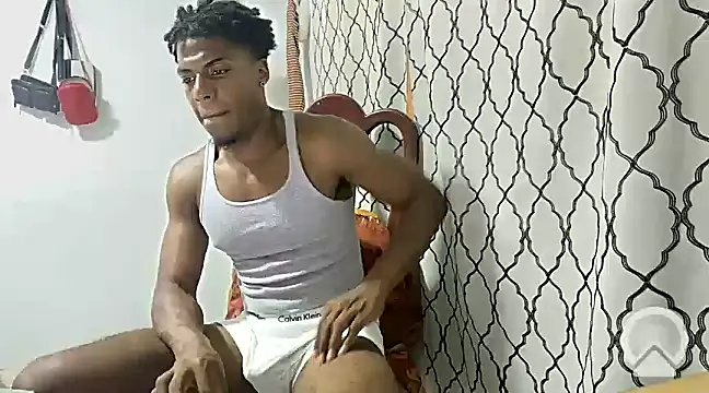 Snapshot of andrews2399 chatting on March 1, 2025, 6:43 pm andrews2399 online show from March 1, 2025, 6:43 pm