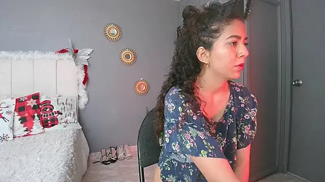 Snapshot of arteverena chatting on December 30, 2024, 5:55 pm arteverena online show from December 30, 2024, 5:55 pm