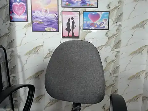 Love bug15 online show from March 17, 2025, 3:03 am