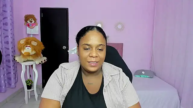 bbw charlote online show from March 15, 2026, 12:01 pm