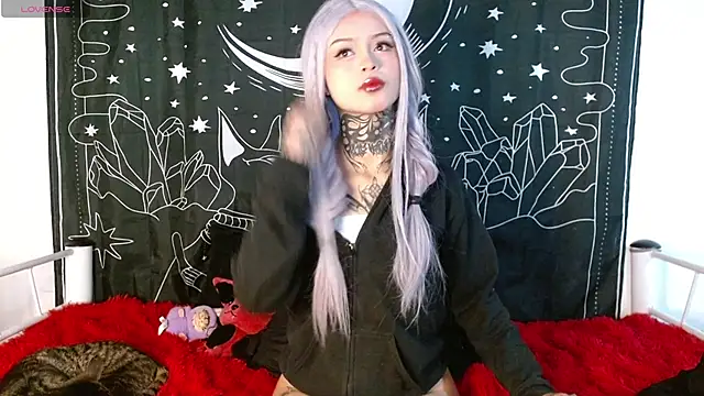 Snapshot of Isabella__dark chatting on October 11, 2025, 10:55 pm Isabella dark online show from October 11, 2025, 10:55 pm