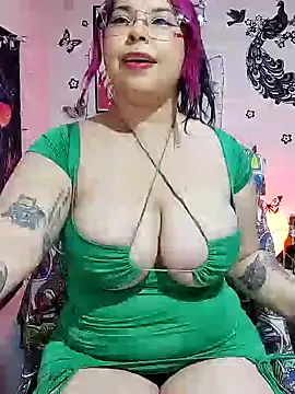 Snapshot of Hada_dracanae chatting on January 11, 2025, 4:06 am Hada dracanae online show from January 11, 2025, 4:06 am