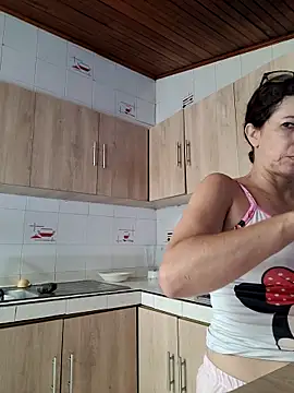 Snapshot of NATALIA_MAGICK chatting on November 14, 2025, 4:32 pm NATALIA MAGICK online show from November 14, 2025, 4:32 pm