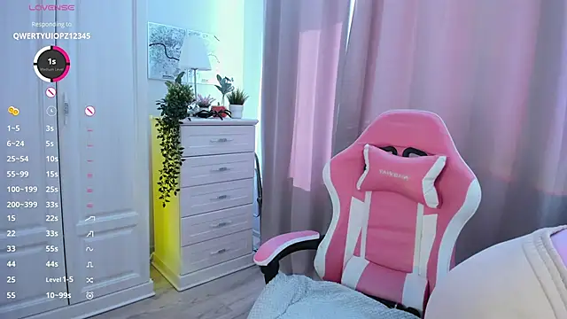 FreyaRaya online show from February 27, 2025, 9:29 am