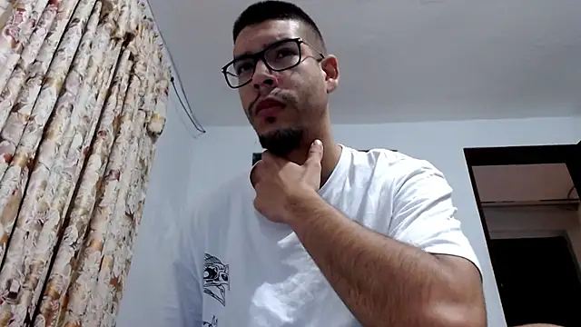 gollfather13 online show from September 18, 2025, 3:37 pm