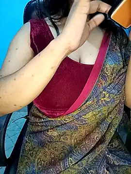 Dayna-36 online show from February 10, 2025, 7:17 pm