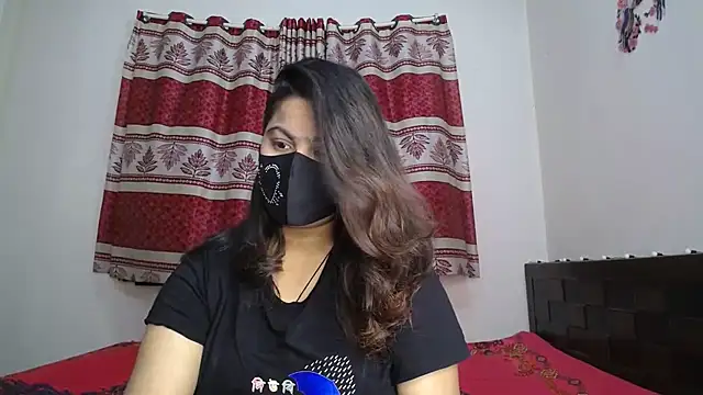 Snapshot of Dayna-36 chatting on November 27, 2025, 2:50 pm Dayna-36 online show from November 27, 2025, 2:50 pm