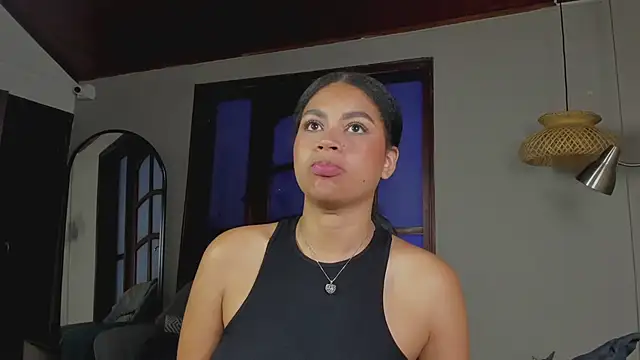 Snapshot of nayah__ chatting on January 16, 2026, 7:40 pm nayah online show from January 16, 2026, 7:40 pm