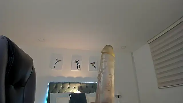 Snapshot of _Natalie18 chatting on October 3, 2025, 3:41 am Natalie18 online show from October 3, 2025, 3:41 am