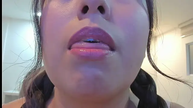 Snapshot of _Natalie18 chatting on December 3, 2025, 3:07 am Natalie18 online show from December 3, 2025, 3:07 am