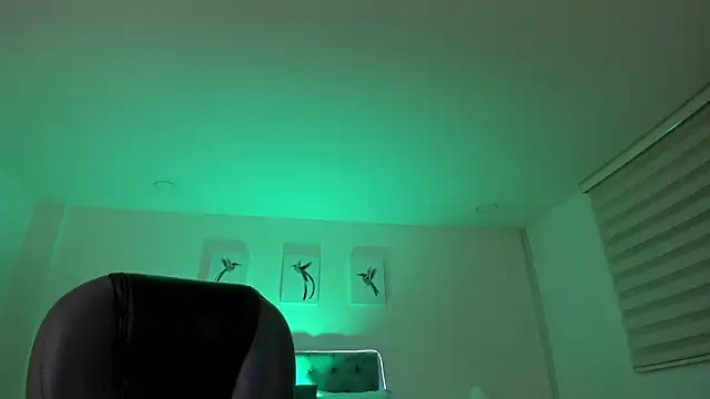 Snapshot of _Natalie18 chatting on October 1, 2025, 3:55 am Natalie18 online show from October 1, 2025, 3:55 am