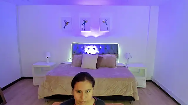 Snapshot of _Natalie18 chatting on November 14, 2025, 4:05 am Natalie18 online show from November 14, 2025, 4:05 am