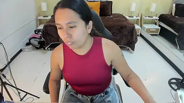 Snapshot of _Natalie18 chatting on September 27, 2025, 8:59 pm Natalie18 online show from September 27, 2025, 8:59 pm