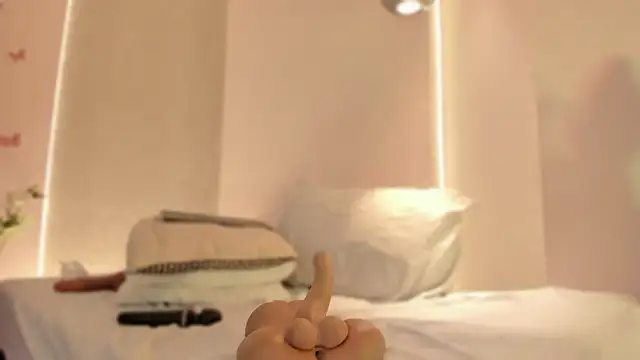 angeline-777 online show from December 23, 2025, 12:54 am