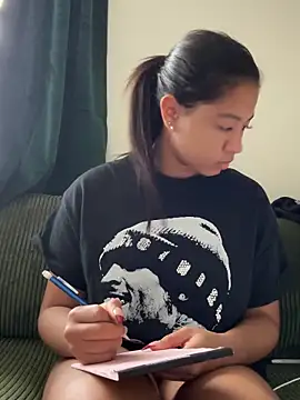 Snapshot of VanessaBling chatting on December 3, 2025, 3:44 pm VanessaBling online show from December 3, 2025, 3:44 pm