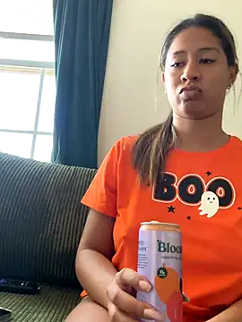 Snapshot of VanessaBling chatting on October 11, 2025, 3:13 pm VanessaBling online show from October 11, 2025, 3:13 pm